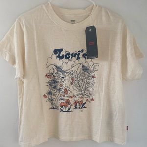 Levis 100% cotton Graphic Tshirt